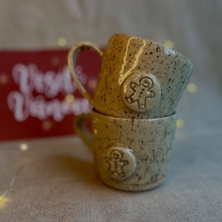 Páni Perníčci, kteří čekaj na e-shopu 👀. Momentálně bych se potřebovala přinejmenším rozpůlit. Jedna by glazovala, druhá...